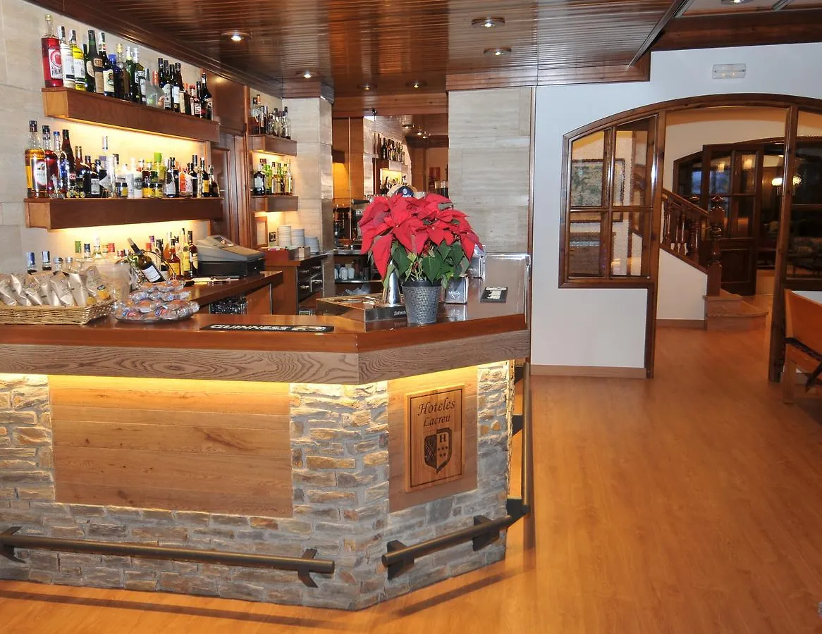 Hotel Lacreu Salardú 3*,